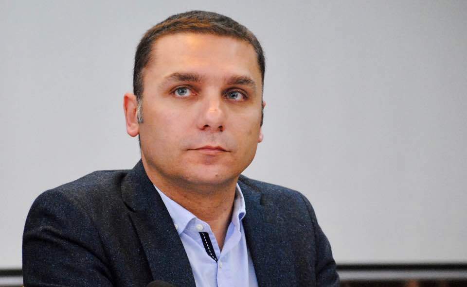 Adriatik Kelmendi  Një fjalim dinjitoz i fitores nga Albin Kurti